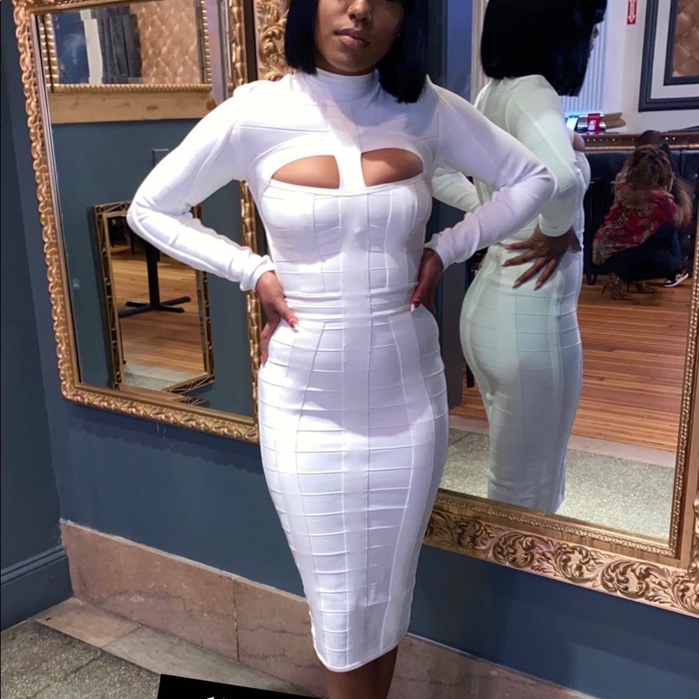White HouseofCB dress.